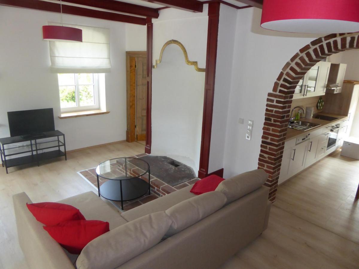 Ferienwohnung Elise Im Gulfhof Am Kanal Grossefehn Exterior foto